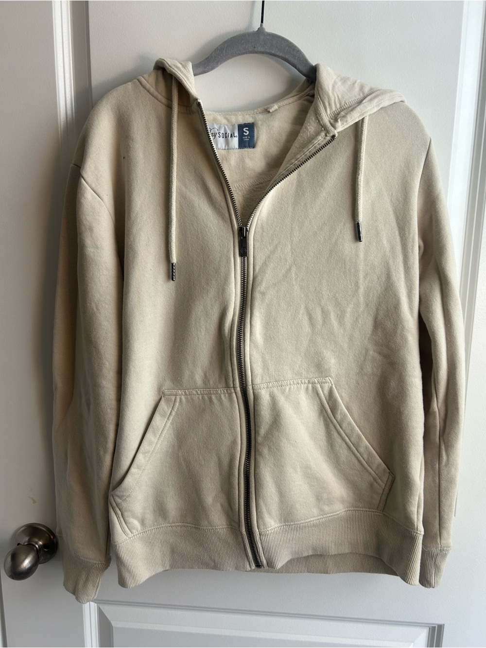 Women's Cream Iowa Hawkeyes Full-Zip Hoodie
